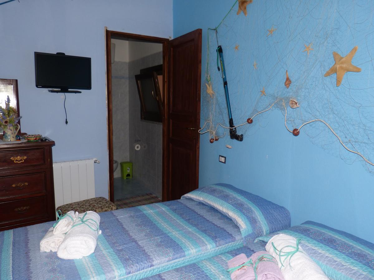 Il Pozzo Dei Desideri Bed & Breakfast Arbus Exterior photo