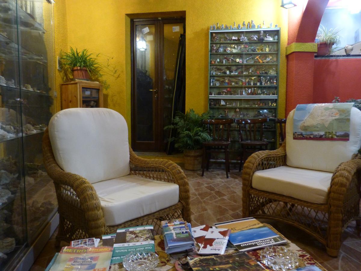 Il Pozzo Dei Desideri Bed & Breakfast Arbus Exterior photo